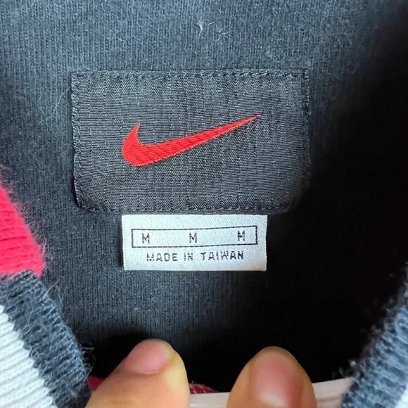 Vintage Nike Polo Shirt Embroidered Swoosh Men’s Medium 90s Center Check Logo - Picture 7 of 7